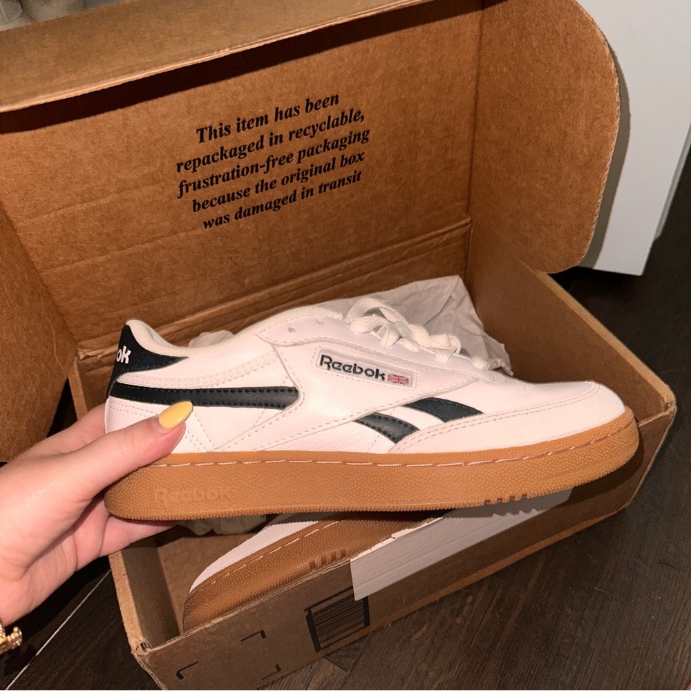 MENS REEBOK CLUB C REVENGE NWT